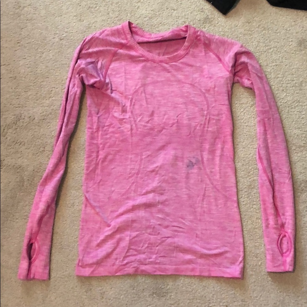 Lulu lemon Long sleeve swiftly